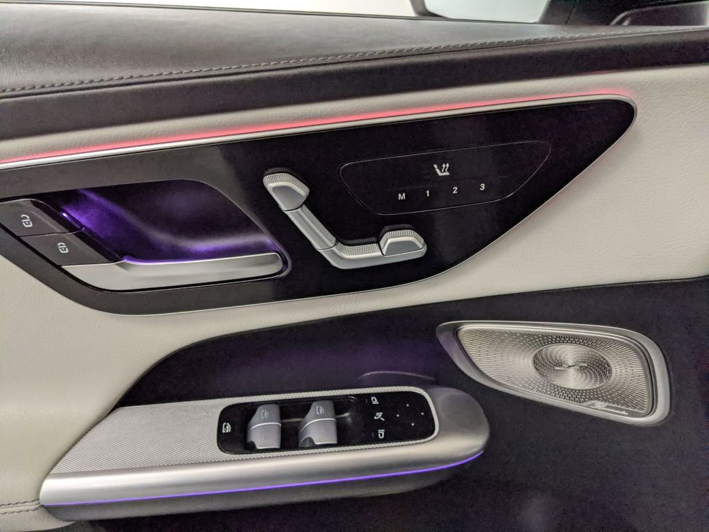 Used 2023 Mercedes-Benz GLC 300 4MATIC image 14