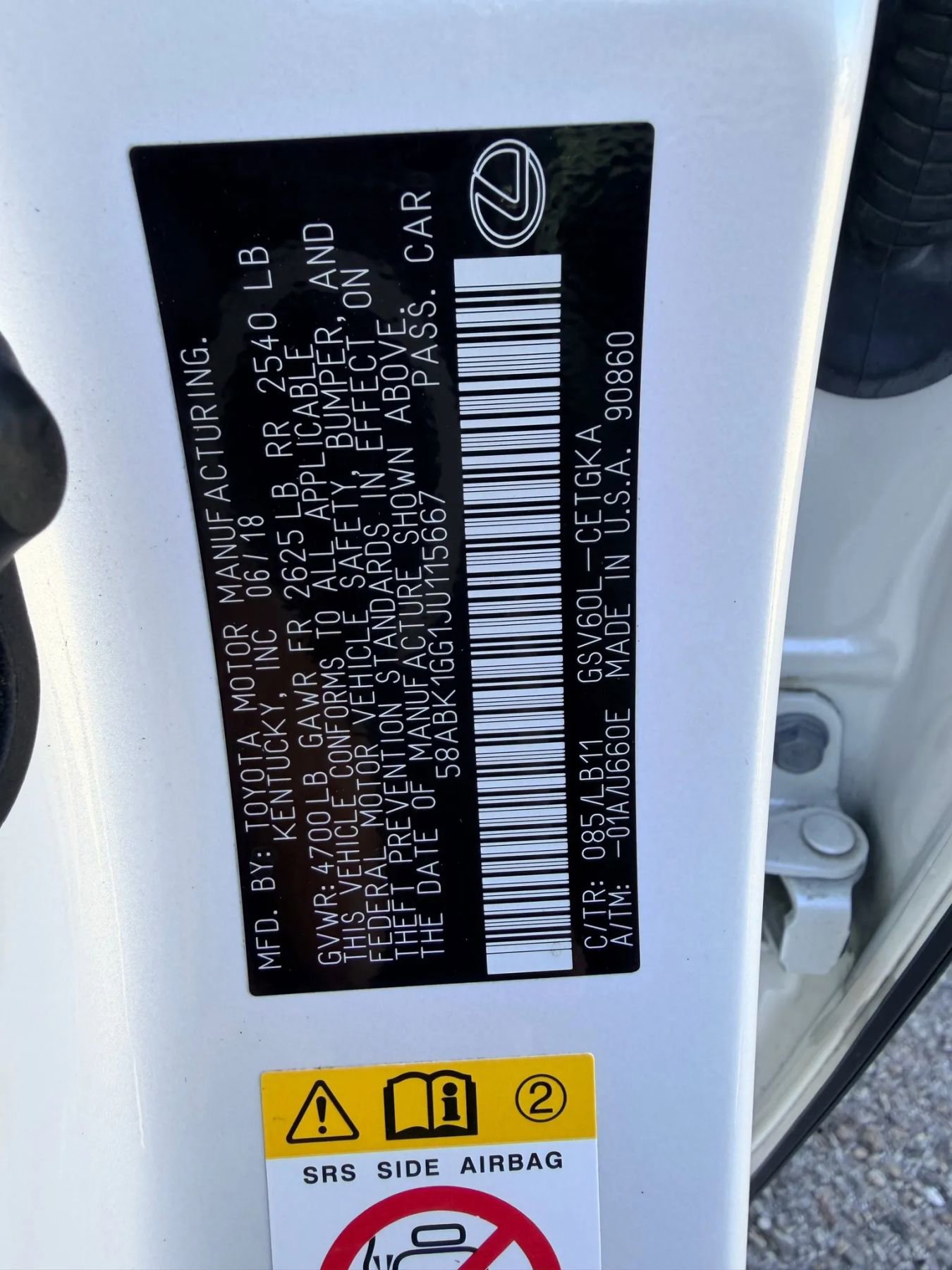 Used 2018 Lexus ES 350 w/ Luxury Package w/Wood Trim image 8