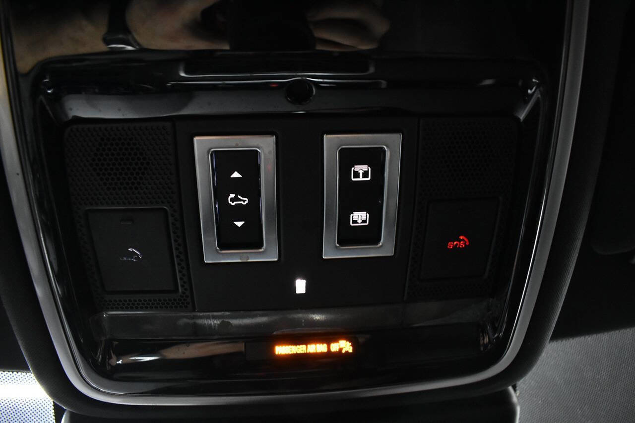 Used 2023 Land Rover Range Rover Velar R-Dynamic S AWD/4WD image 18