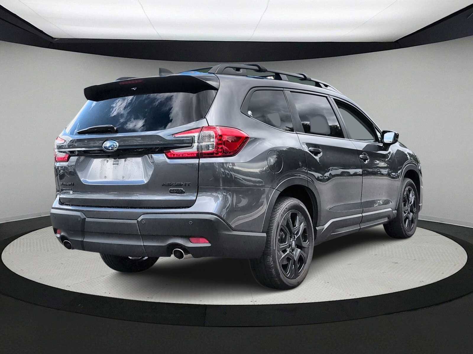 Used 2024 Subaru Ascent Onyx Edition AWD/4WD image 8