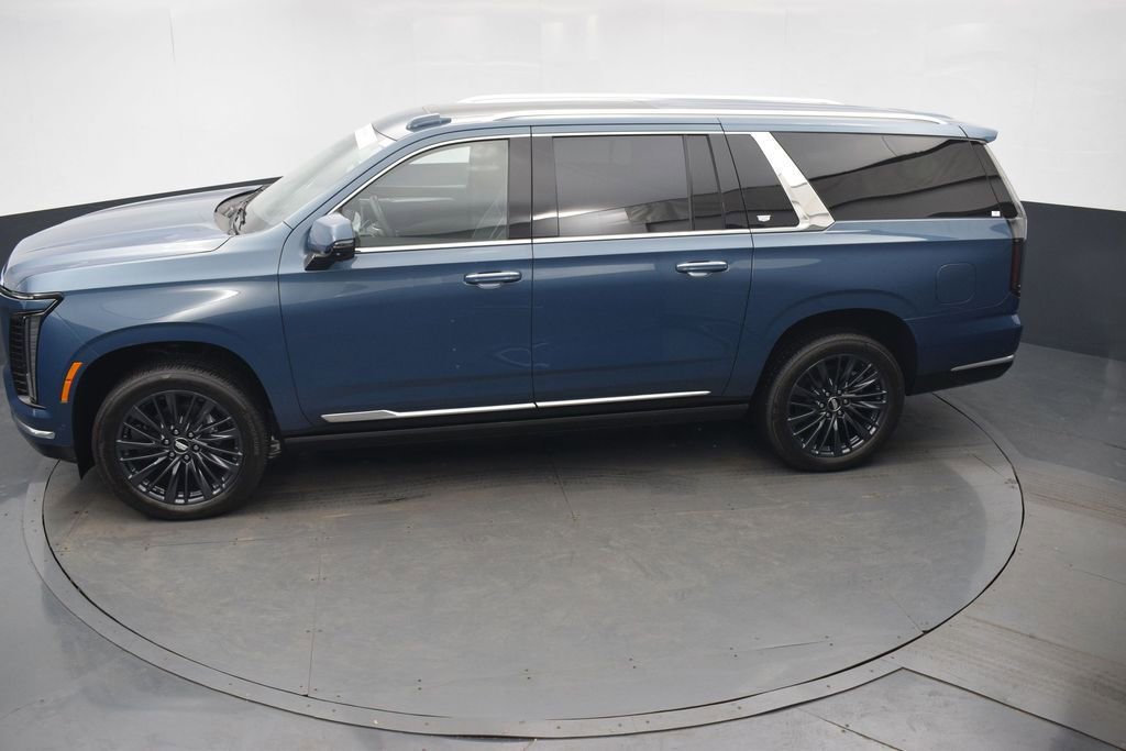 Certified 2026 Cadillac Escalade ESV Luxury w/ Touring Package image 43