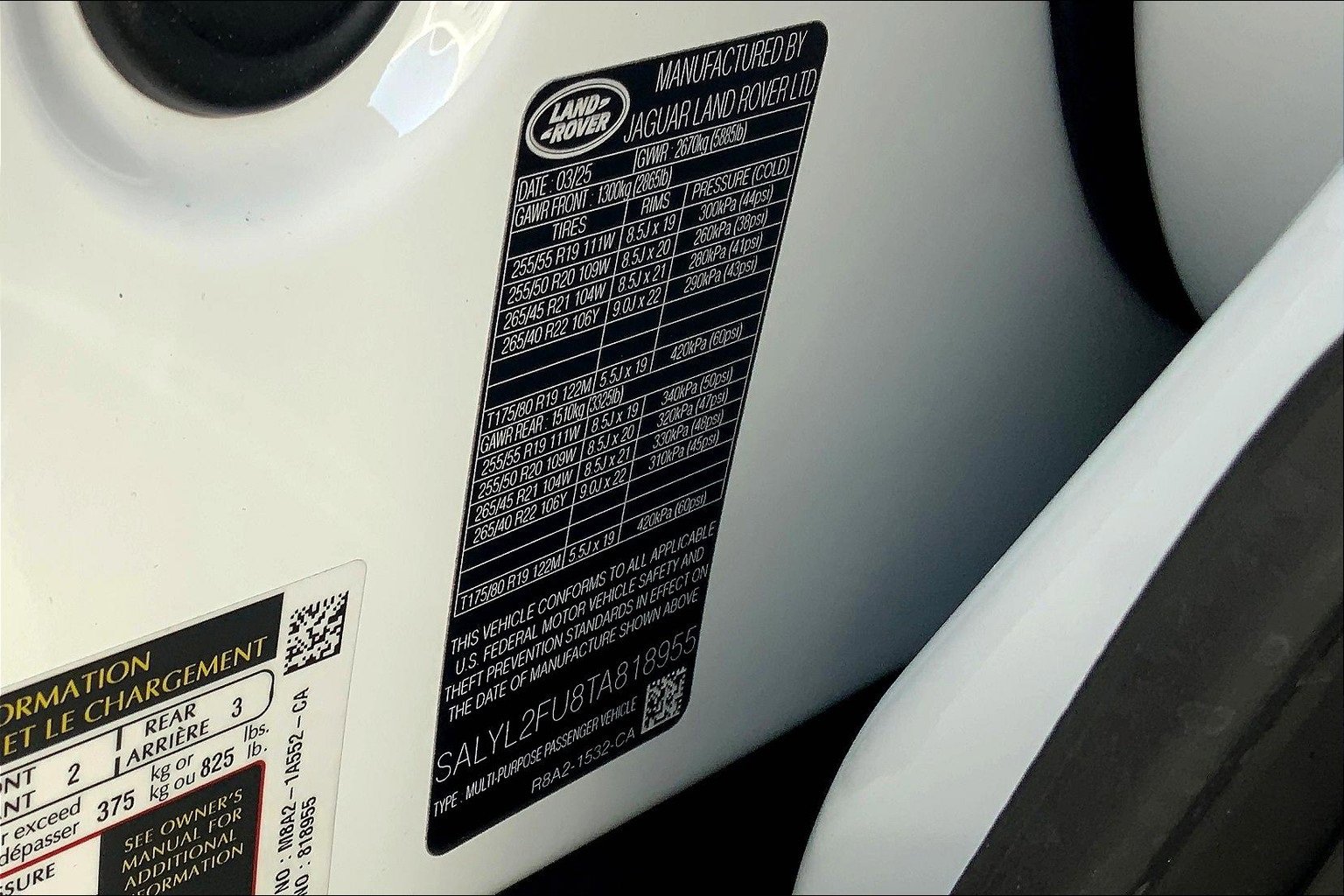 New 2026 Land Rover Range Rover Velar Dynamic SE image 16