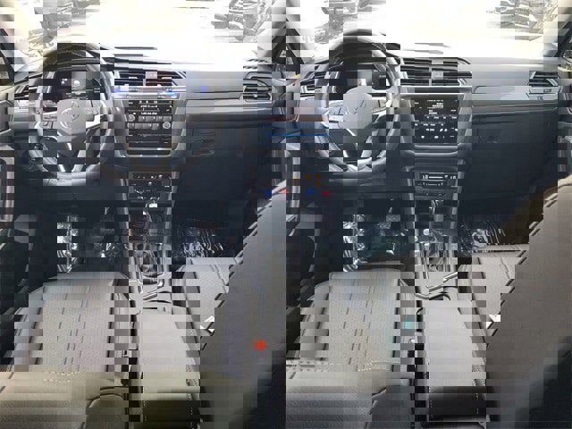 Certified 2023 Volkswagen Tiguan SE image 12
