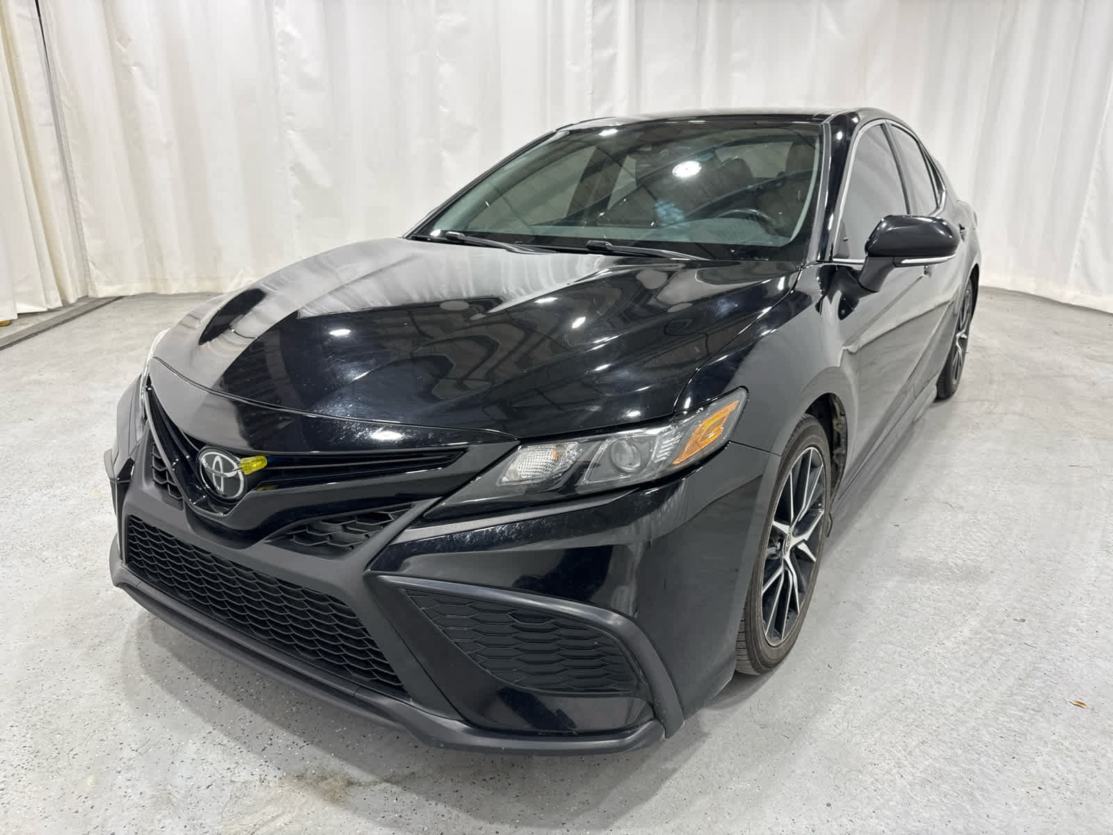 Used 2023 Toyota Camry SE