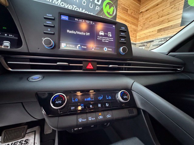 Certified 2023 Hyundai Elantra SEL w/ Cargo Package FWD image 21