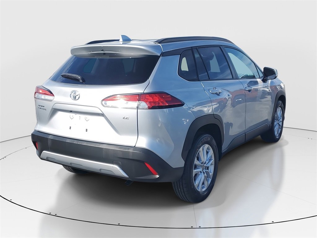 Used 2022 Toyota Corolla Cross LE image 7