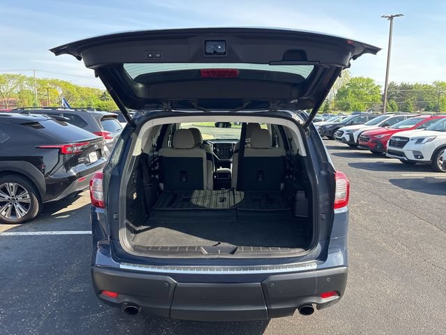 Used 2023 Subaru Ascent Premium w/ Convenience Package AWD/4WD image 7