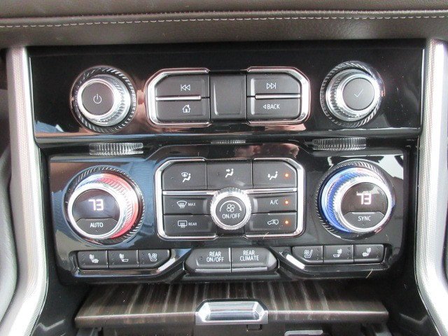 Used 2023 GMC Yukon XL Denali w/ LPO, Floor Liner Package AWD/4WD image 20