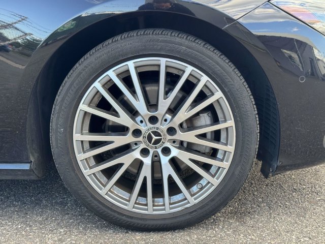 Used 2025 Mercedes-Benz CLA 250 4MATIC image 9
