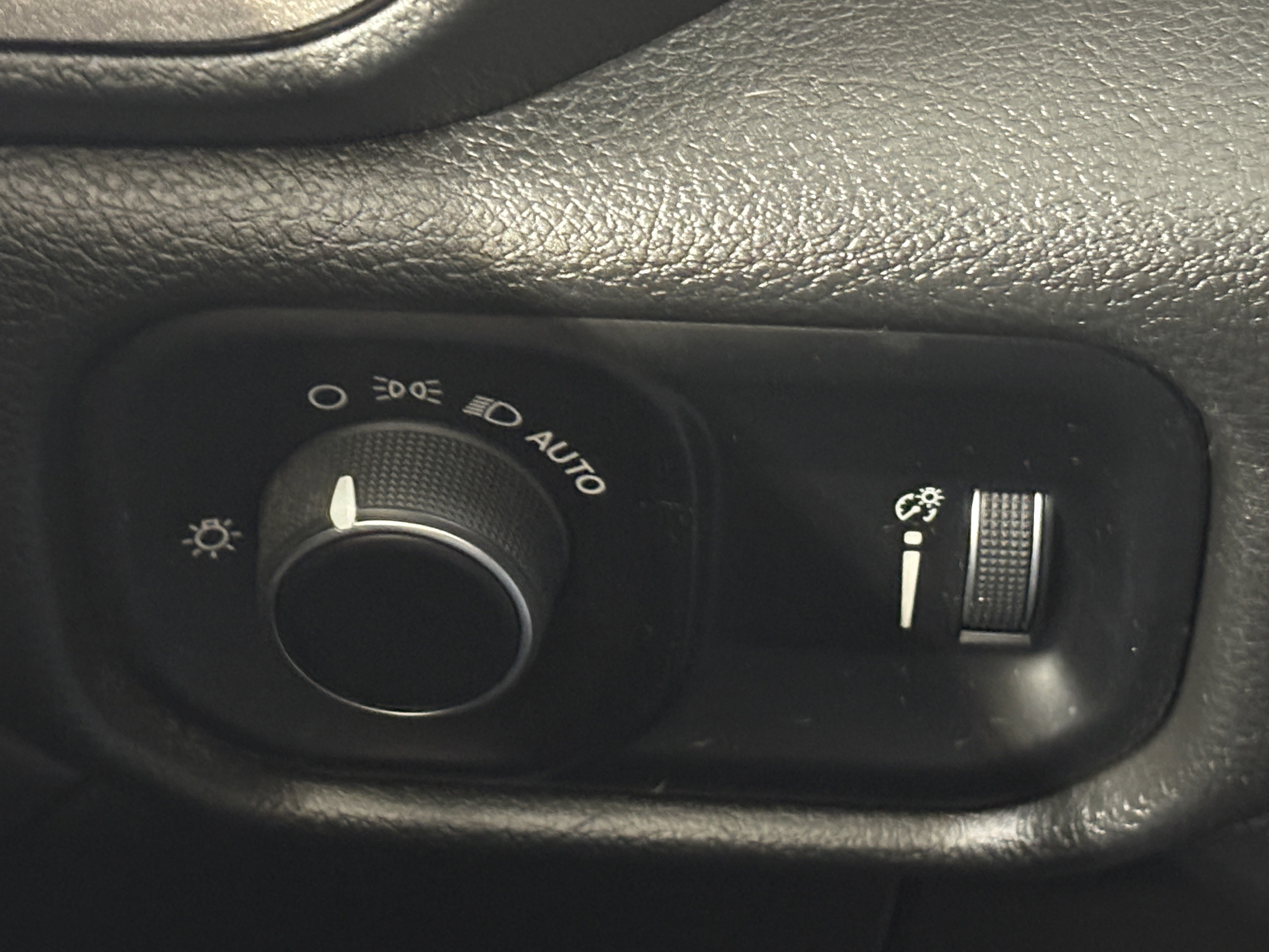 Used 2021 RAM 3500 Tradesman image 16