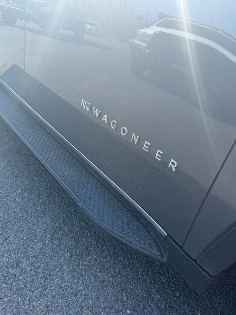 Used 2022 Jeep Wagoneer Series II w/ Premium Group I image 8