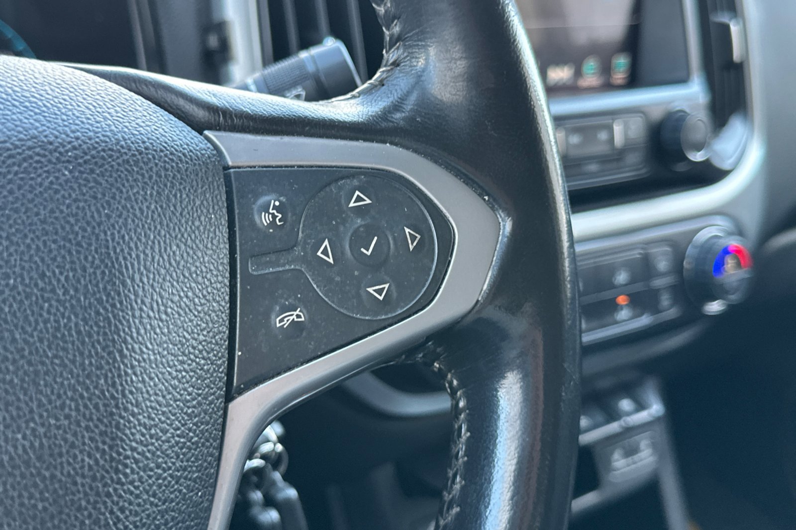 Used 2016 Chevrolet Colorado LT w/ Luxury Package, Chrome image 36