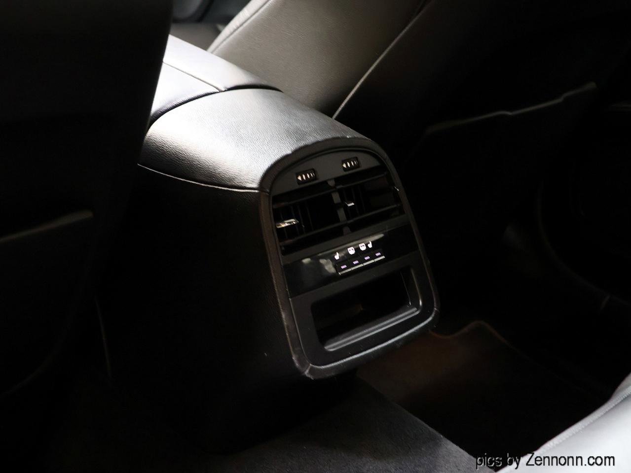 Used 2018 Maserati Quattroporte S Q4 AWD/4WD image 32