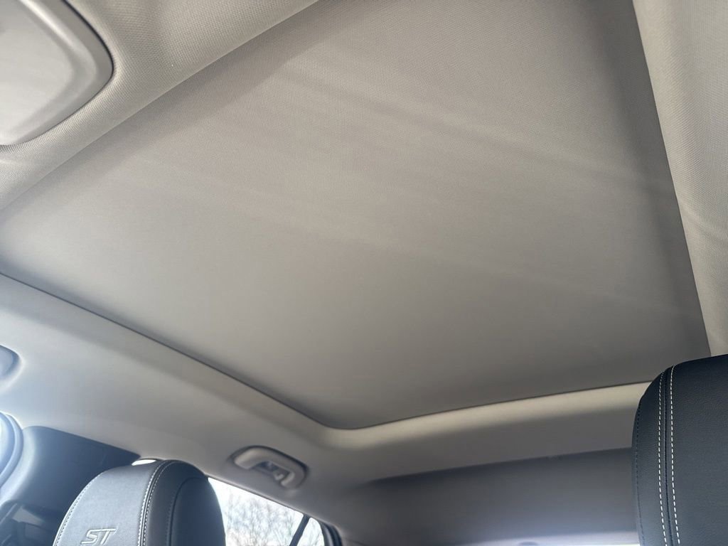 New 2026 Buick Encore GX Sport Touring w/ Studio Series image 39