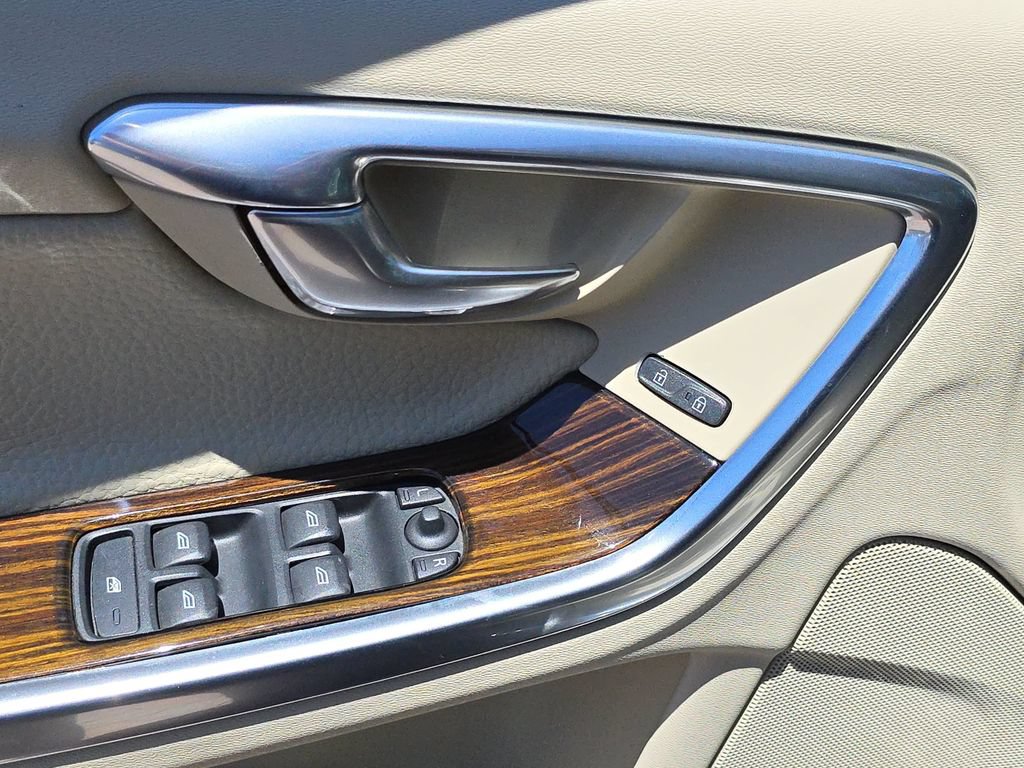 Used 2012 Volvo S60 T5 FWD image 21