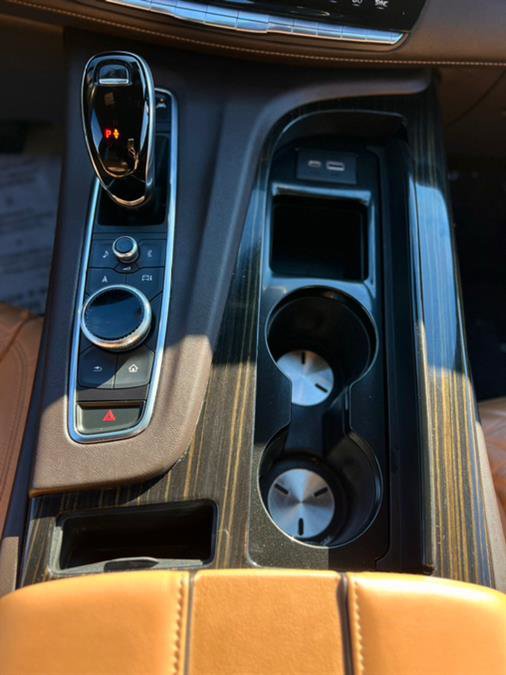 Used 2021 Cadillac Escalade Sport w/ Driver Assist Tech Package image 33