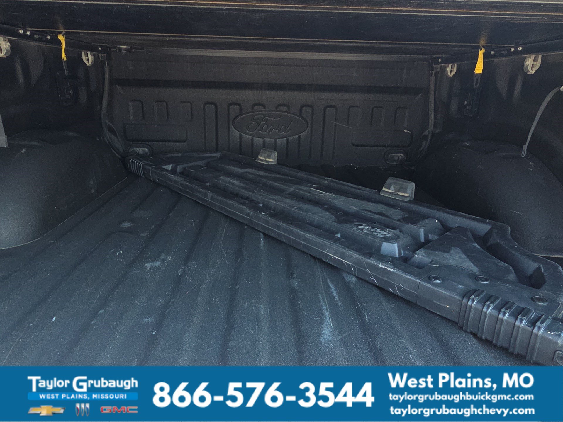Used 2016 Ford F150 Limited w/ Trailer Tow Package AWD/4WD image 9