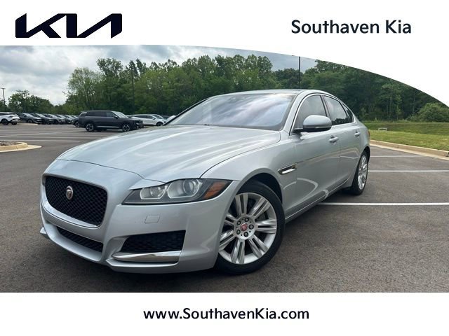 Used 2017 Jaguar XF AWD image 1