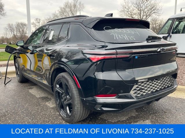 Used 2024 Chevrolet Equinox EV RS image 2