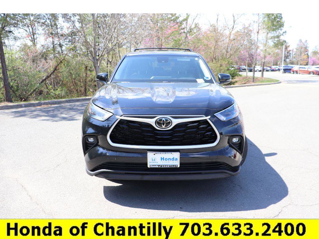 Used 2022 Toyota Highlander LE AWD/4WD video 2