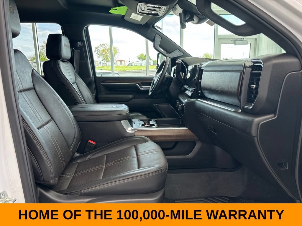 Used 2025 Chevrolet Silverado 3500 High Country AWD/4WD image 21
