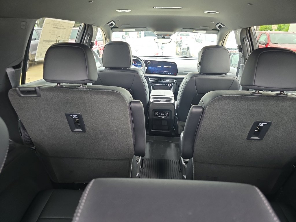 New 2026 Chevrolet Traverse LT w/ Enhanced Driving Package FWD image 14