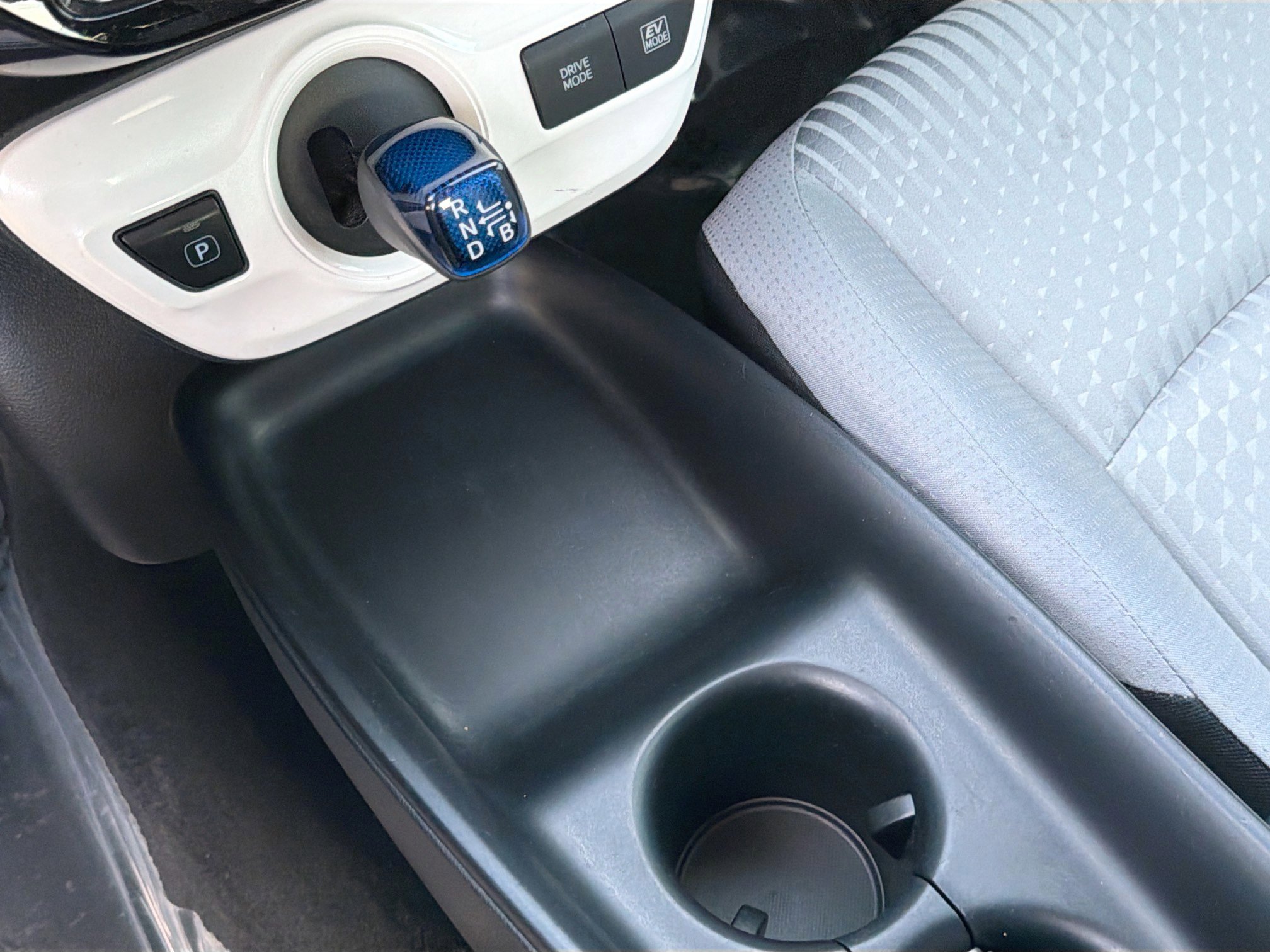 Used 2017 Toyota Prius Two image 26