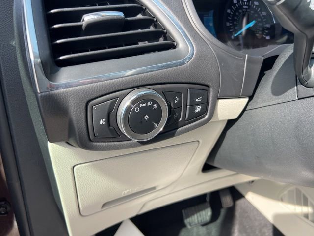 Certified 2024 Ford Edge Titanium image 9