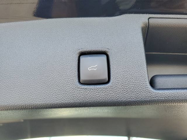 Used 2024 Ford Escape ST-Line w/ Tech Pack #1 AWD/4WD image 28