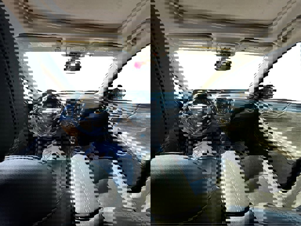 Used 2021 Chevrolet Malibu LT w/ Leather Package FWD image 33