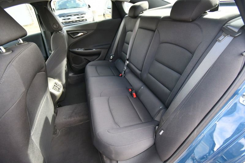 Used 2025 Chevrolet Malibu LT FWD image 16
