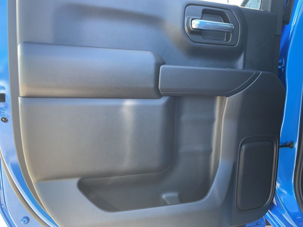 New 2026 Chevrolet Silverado 1500 Custom w/ Turbomax Blackout Package image 39