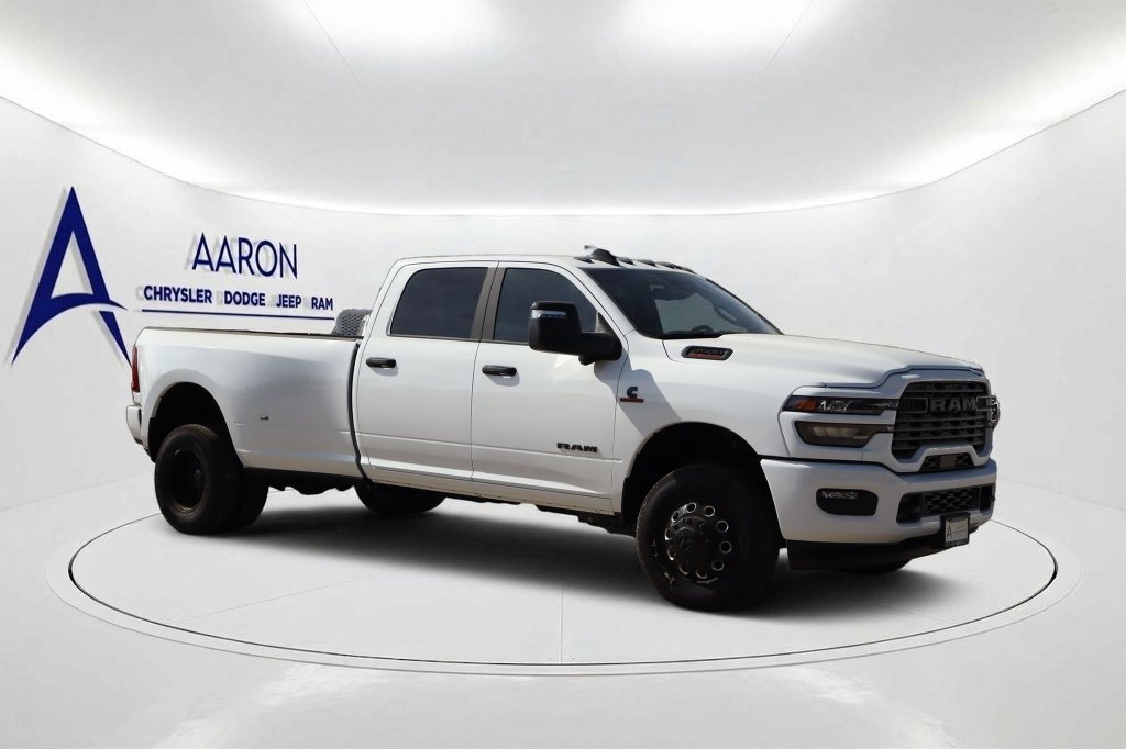 New 2026 RAM 3500 Big Horn AWD/4WD image 3
