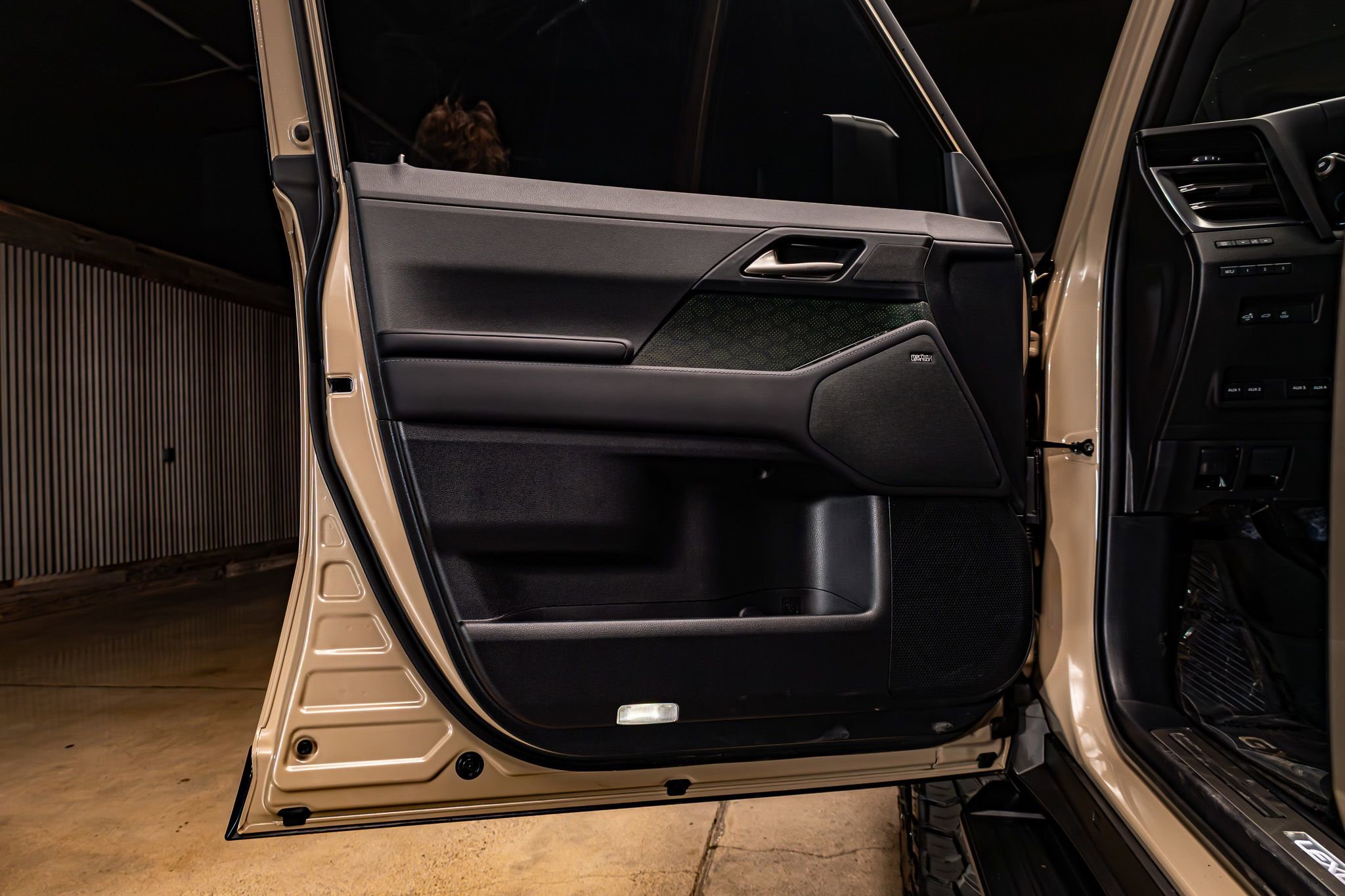 Used 2026 Lexus GX 550 w/ Accessory Package (CT) image 29