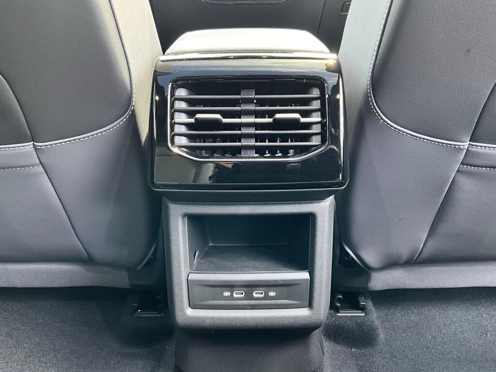 New 2026 Volkswagen ID.4 Pro S AWD/4WD image 15