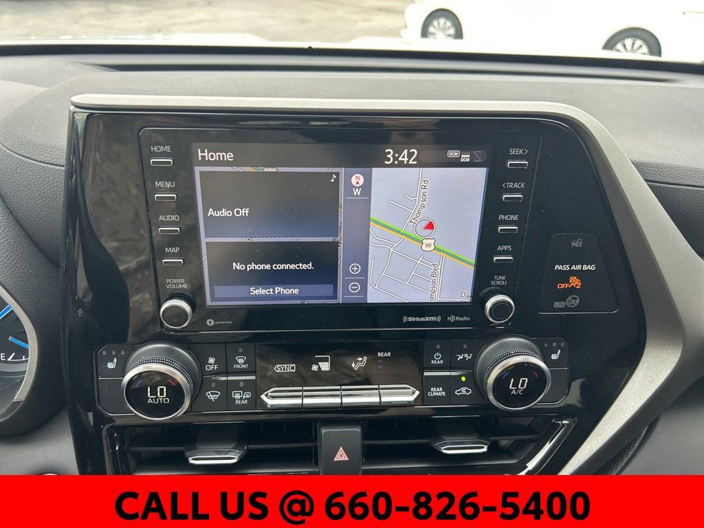 Certified 2020 Toyota Highlander XLE AWD/4WD image 30