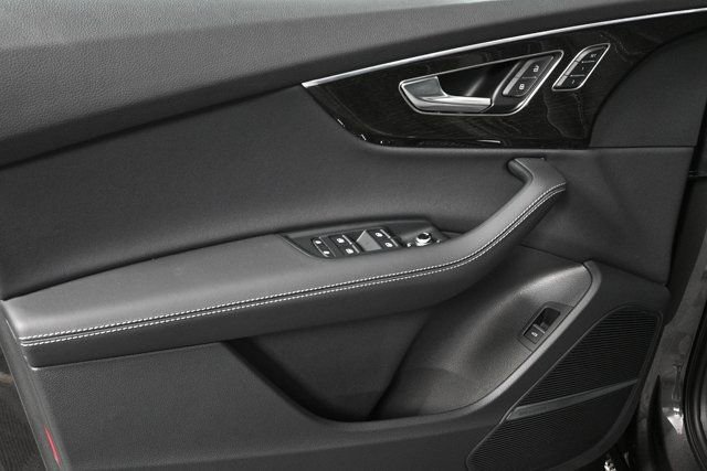 New 2026 Audi Q7 3.0T Premium Plus image 6