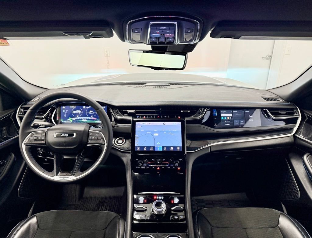 Used 2023 Jeep Grand Cherokee Trailhawk w/ Advanced Protech Group II image 27