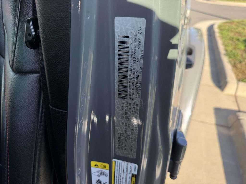 Certified 2019 Jeep Wrangler Unlimited Rubicon w/ Dual Top Group AWD/4WD image 36
