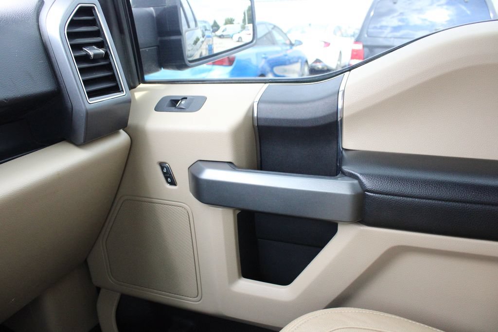 Used 2018 Ford F150 XLT AWD/4WD image 18