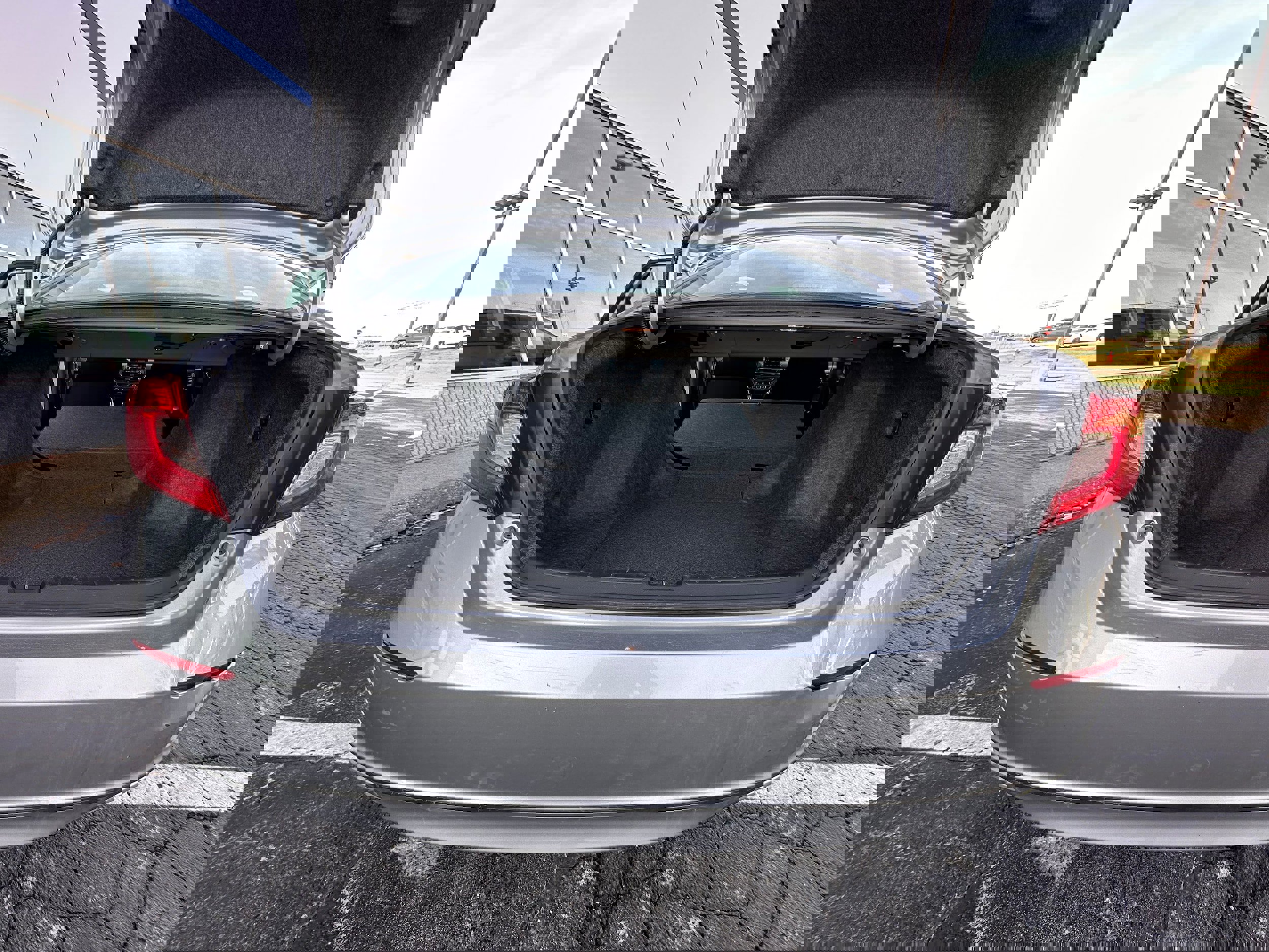 Used 2021 Honda Accord LX image 7