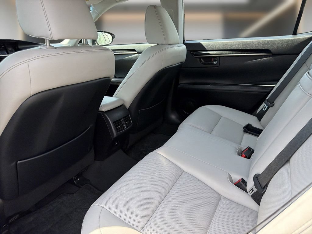 Used 2017 Lexus ES 350 w/ Accessory Package 2 FWD image 14