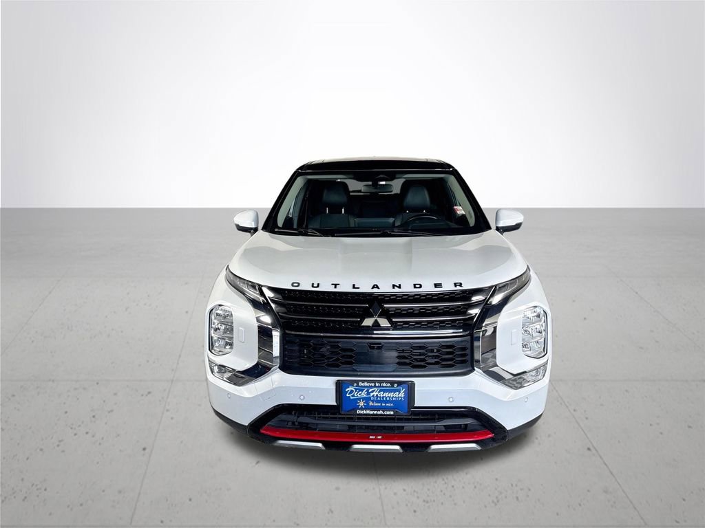 Used 2024 Mitsubishi Outlander Ralliart image 3