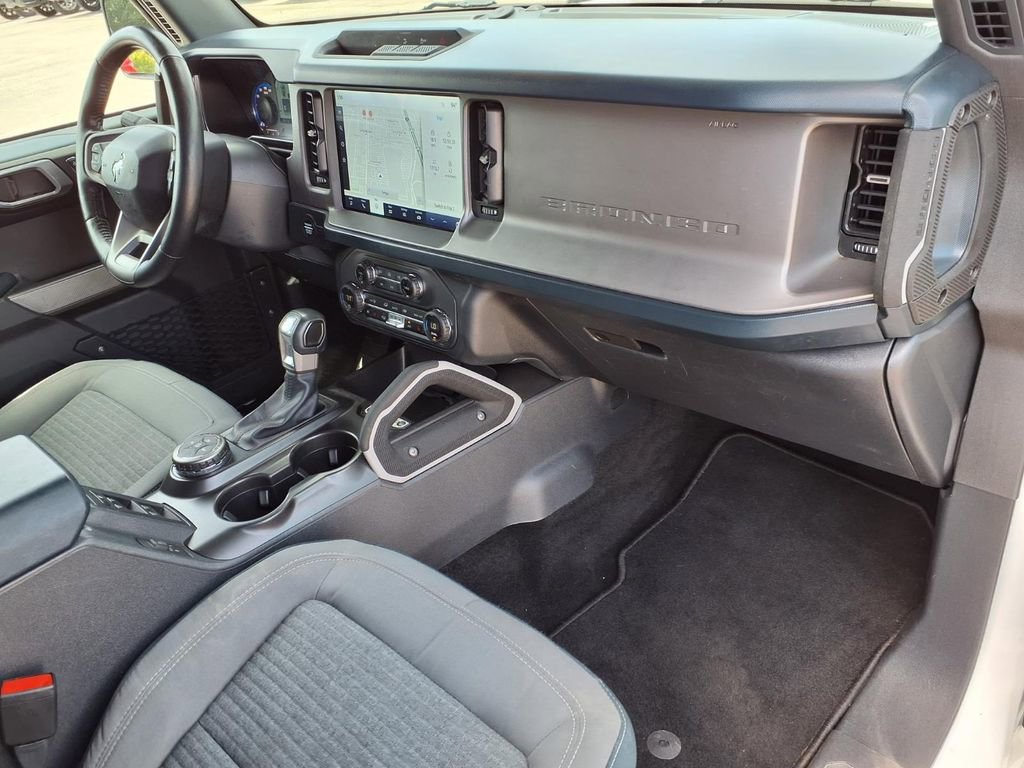Used 2023 Ford Bronco Outer Banks AWD/4WD image 12