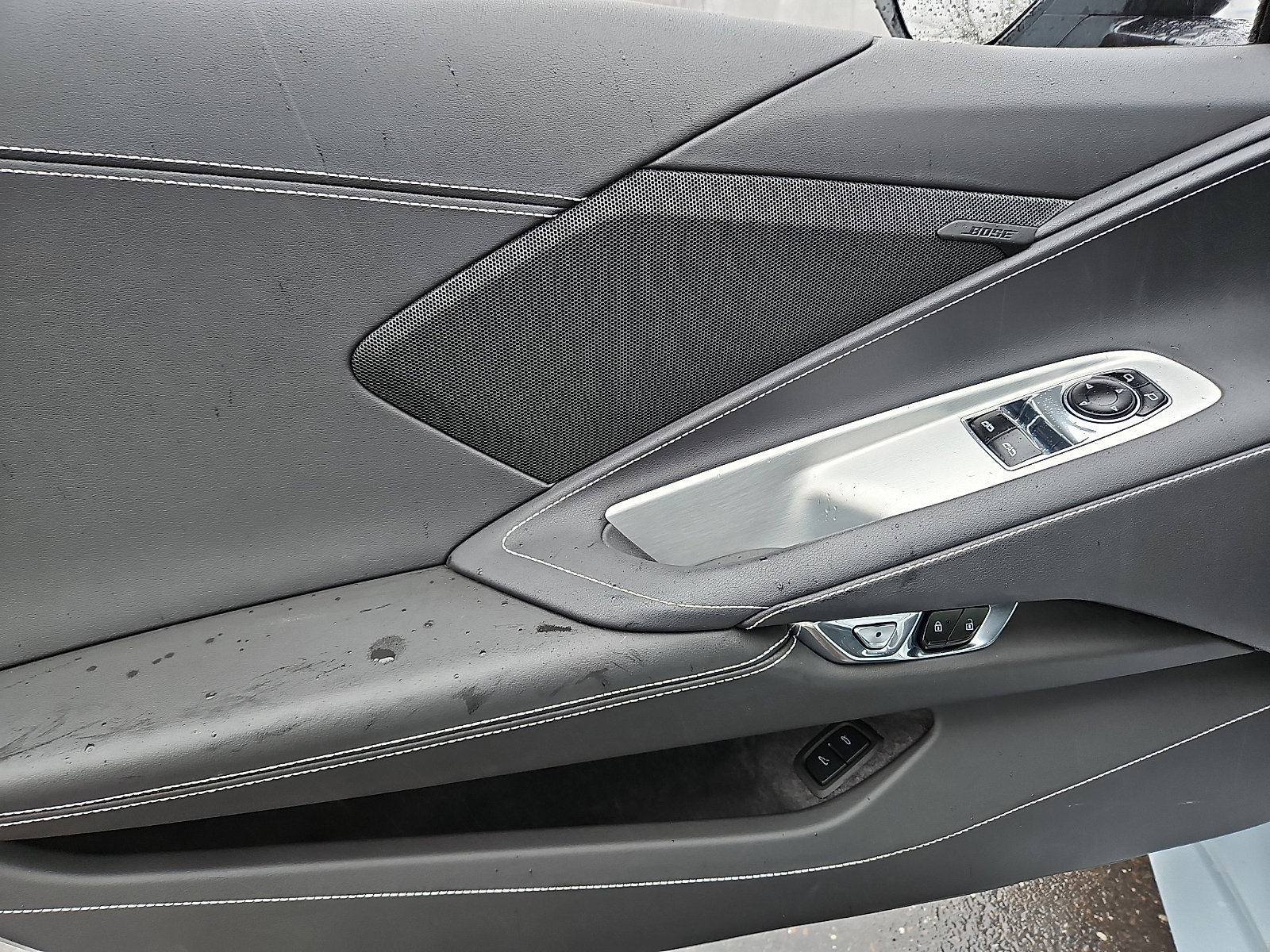 Used 2023 Chevrolet Corvette Stingray Coupe w/ 1LT image 11