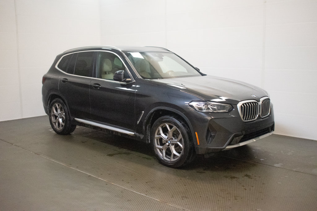 Used 2023 BMW X3 xDrive30i w/ Premium Package AWD/4WD image 1
