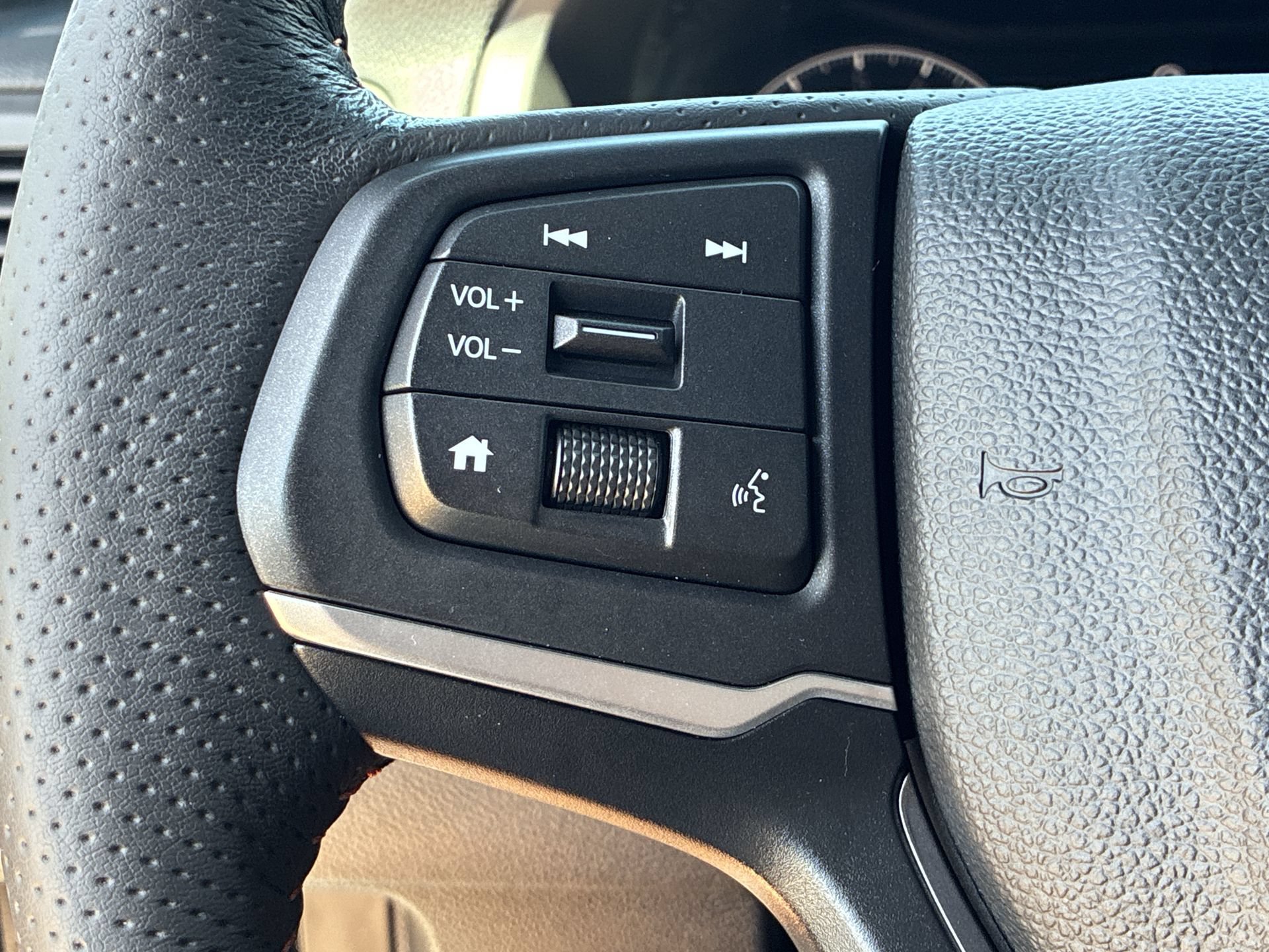 Certified 2025 Honda Ridgeline TrailSport image 26