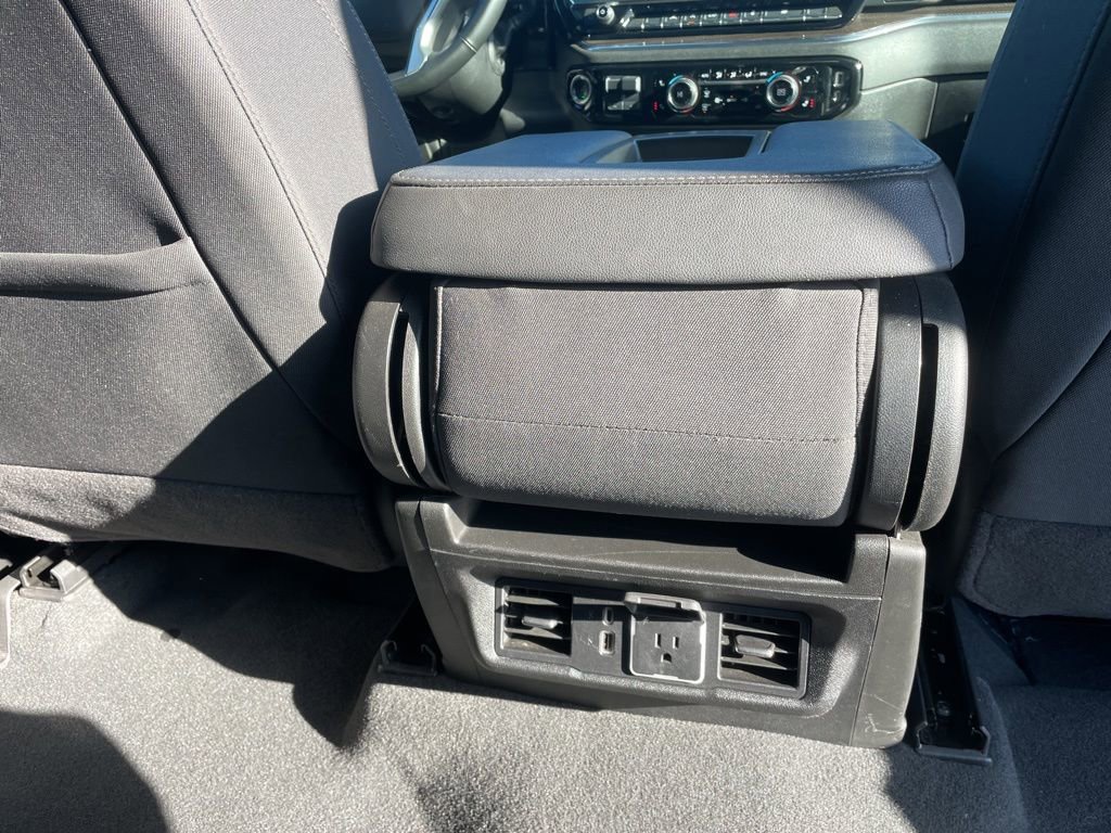 Used 2025 Chevrolet Silverado 1500 LT image 30