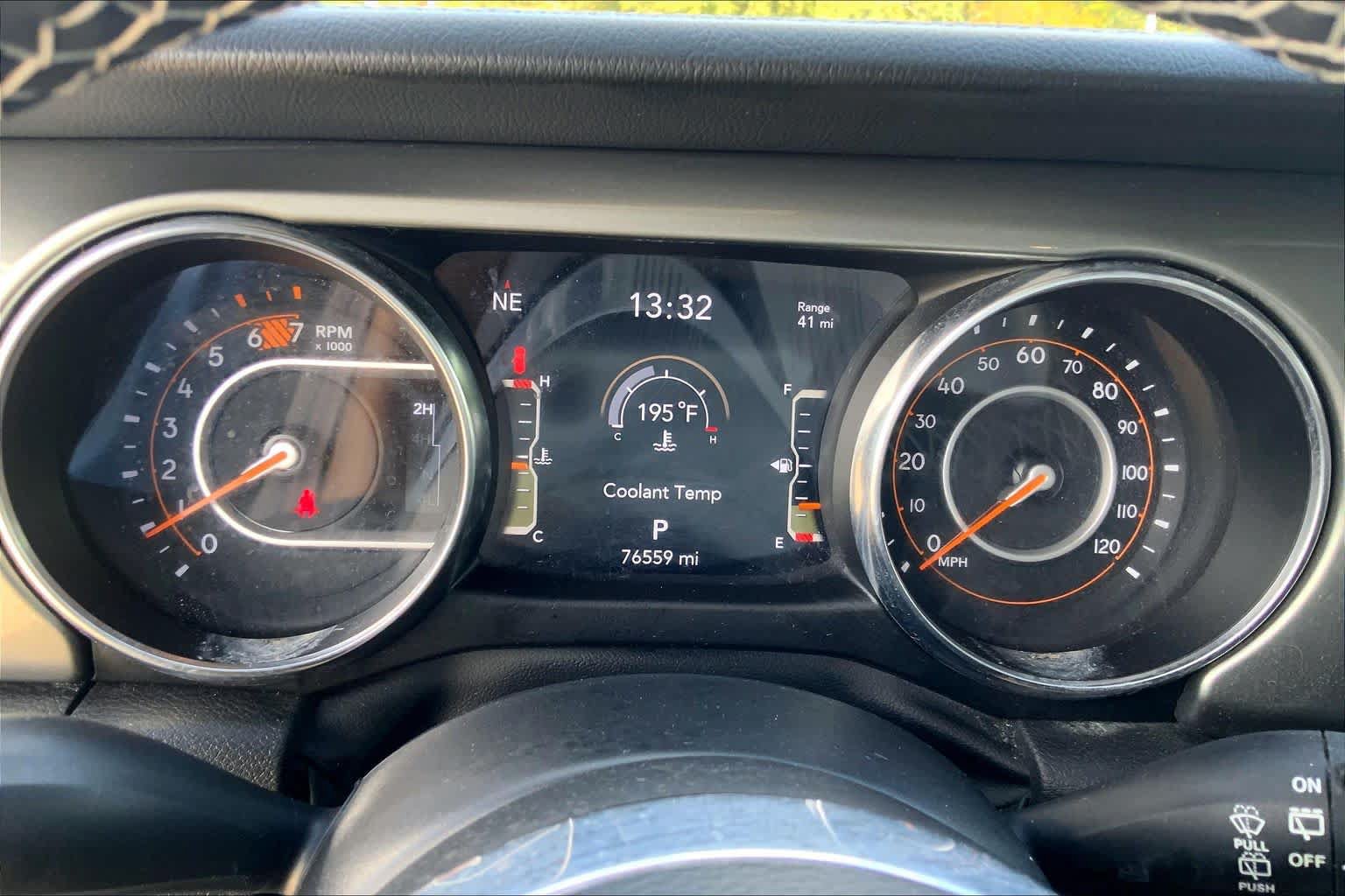Used 2023 Jeep Wrangler Unlimited Sahara AWD/4WD image 25