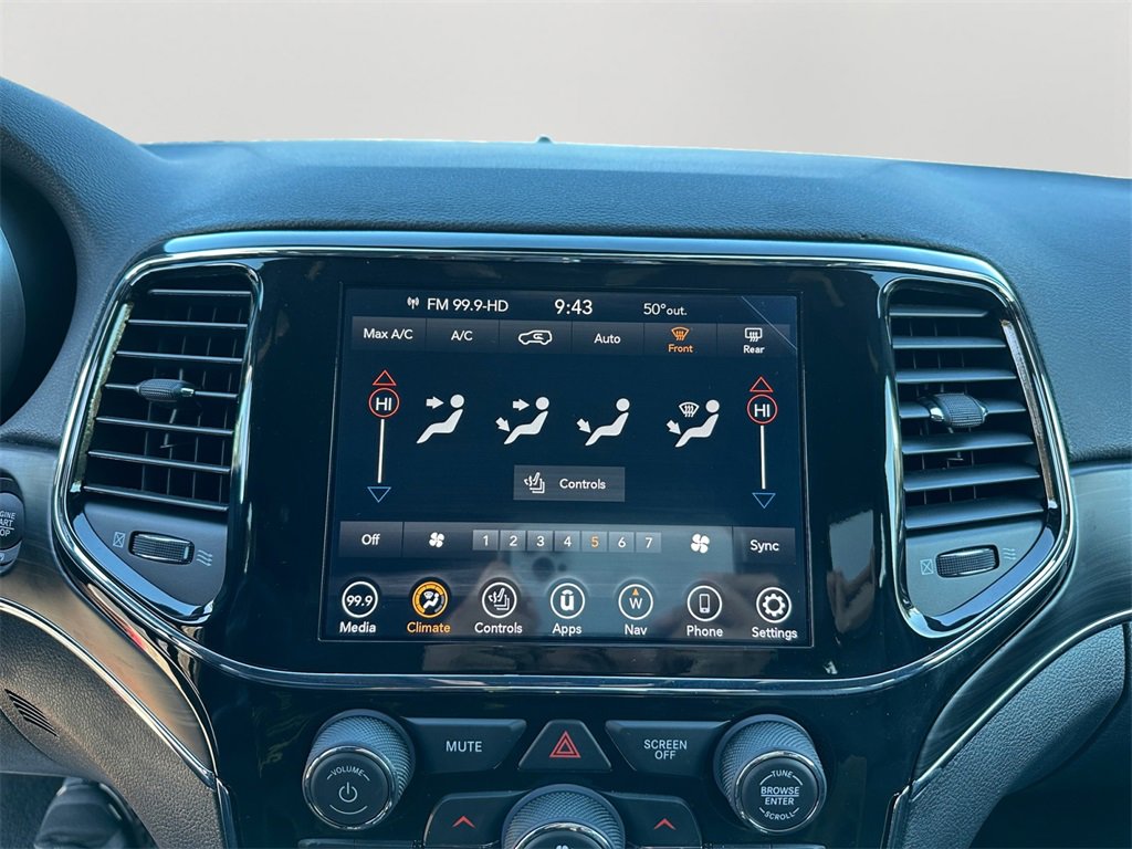 Used 2022 Jeep Grand Cherokee Limited image 22